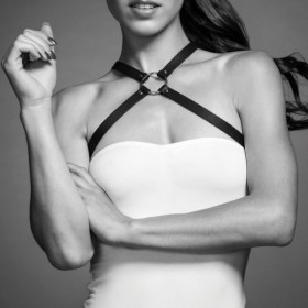 BIJOUX - INDISCRETS HARNAIS POITRINE CROISÉ MAZE NOIR BIJOUX MAZE