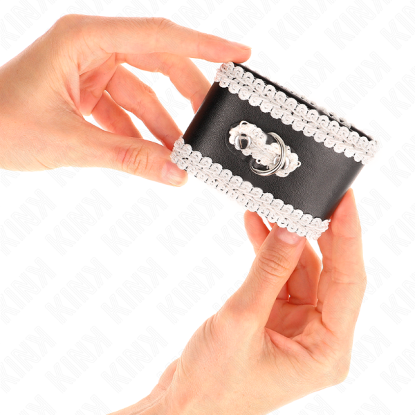Kink - Suporte de Pulso Preto com Renda Decorada em Branco...