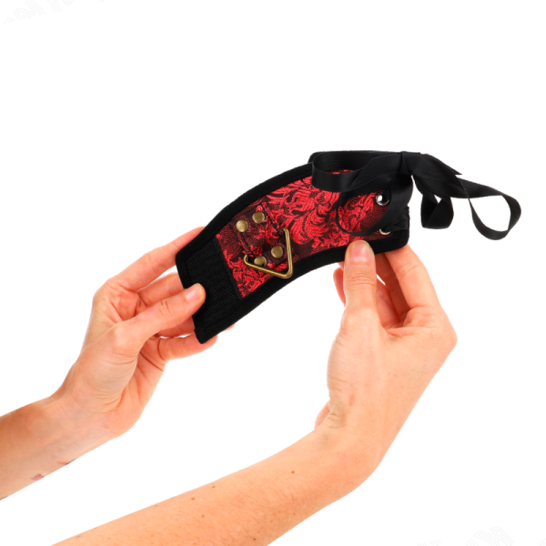 Kink - Attache-Poignets Scandal Détails Dentelle Rouge-Noir 24...