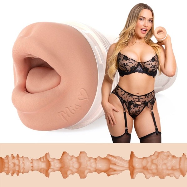 Fleshlight Girls - MIA Malkova Tiro na cabeça na boca
