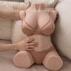 XISE - TORSO REALISTA DANIA COM VIBRAÇÕES FEMININAS 52 CM XISE