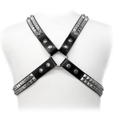 Harnais cuir à clous pyramidaux — LEATHER BODY