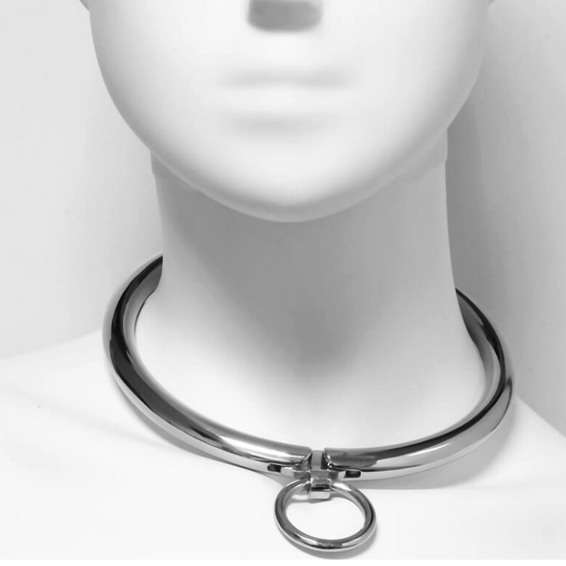 Collier de contrôle en acier inoxydable avec cadenas à combinaison — METAL HARD