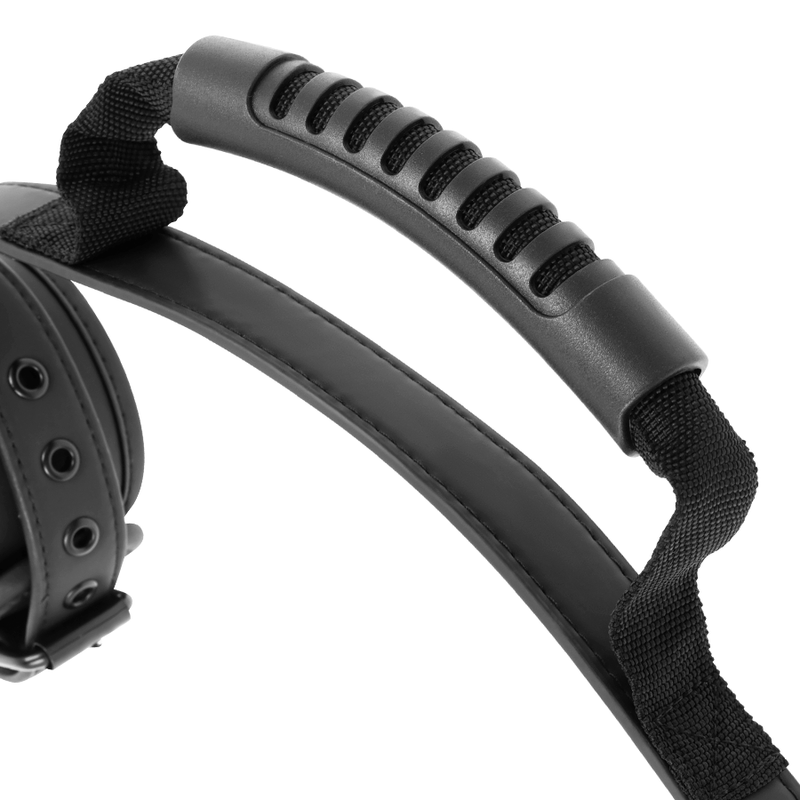 Menottes en cuir vegan rembourrées avec poignée — FETISH SUBMISSIVE BONDAGE