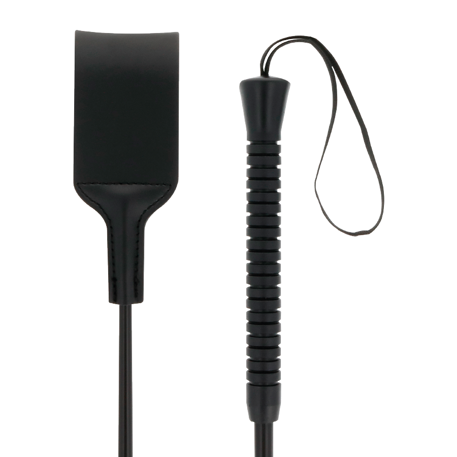 Fouet large noir pour jeux de domination — DARKNESS SENSATIONS