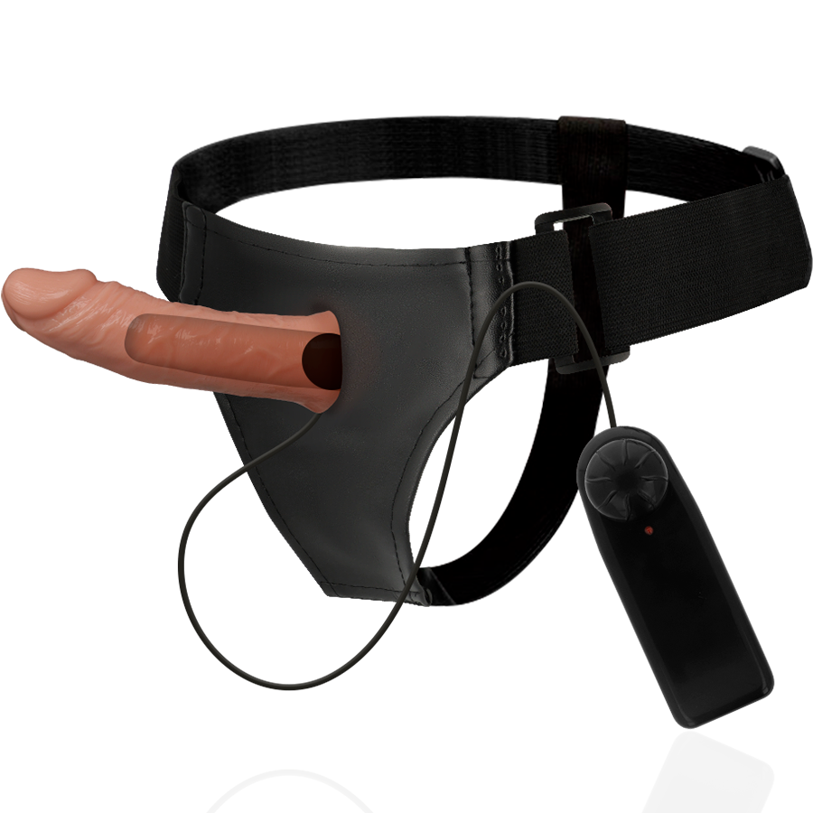 Harnais creux réaliste Benny avec vibreur 15 cm — HARNESS ATTRACTION