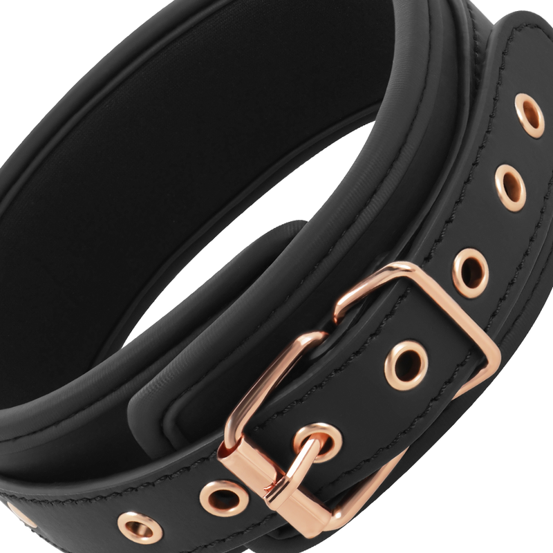 Bondage-Set aus veganem Leder mit Manschette und Neopren — COQUETTE FANTASY