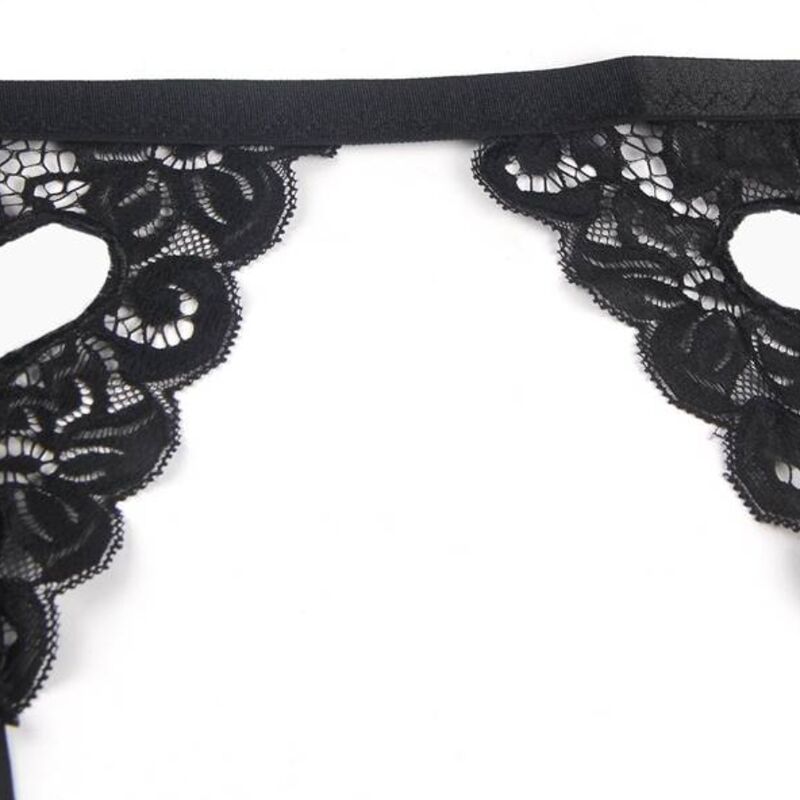 Ensemble trois pièces soutien-gorge, porte-jarretelle et string — SUBBLIME SETS