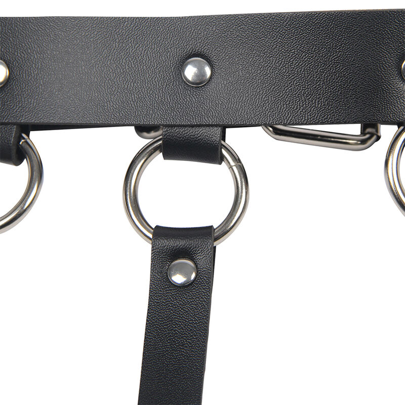 Harnais poitrine en cuir noir à chaînes et anneaux — SUBBLIME FETISH