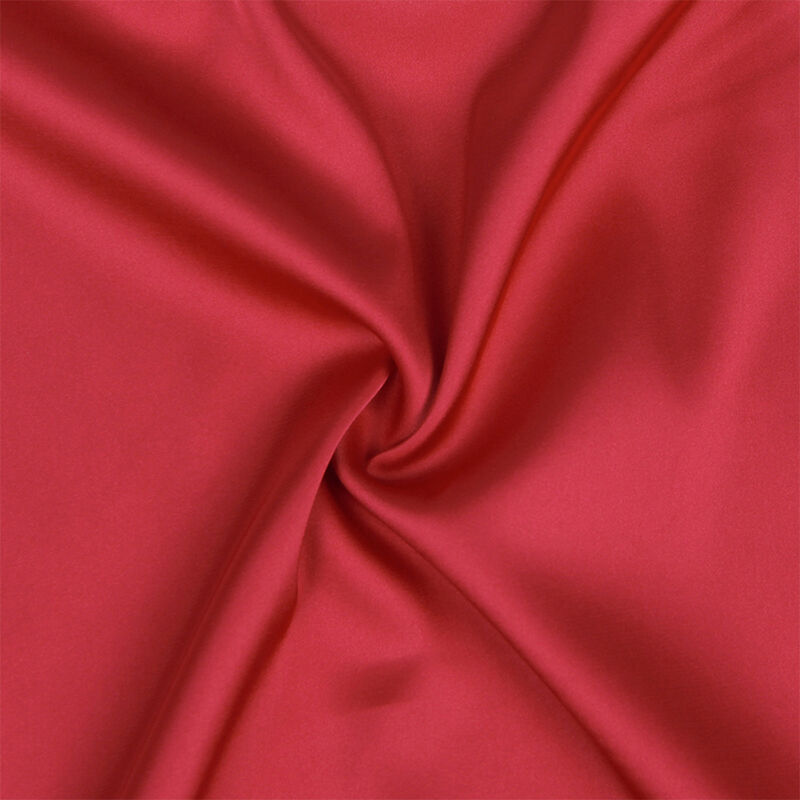 Babydoll en satin et dentelle rouge — SUBBLIME BABYDOLLS