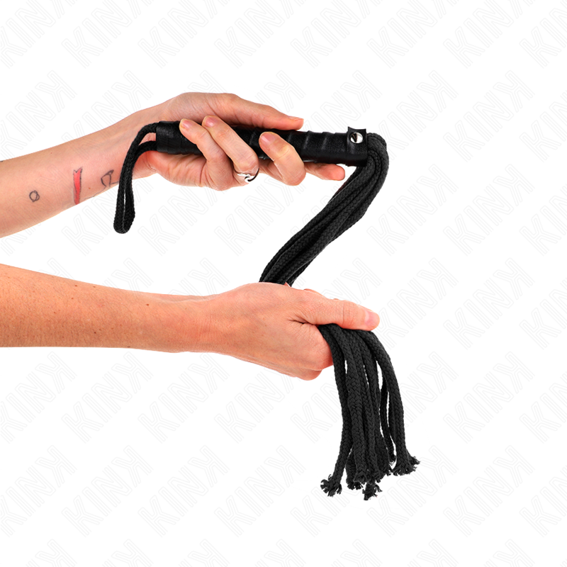 Fouet en corde noire 56 cm — KINK IMPACT & TOUCH