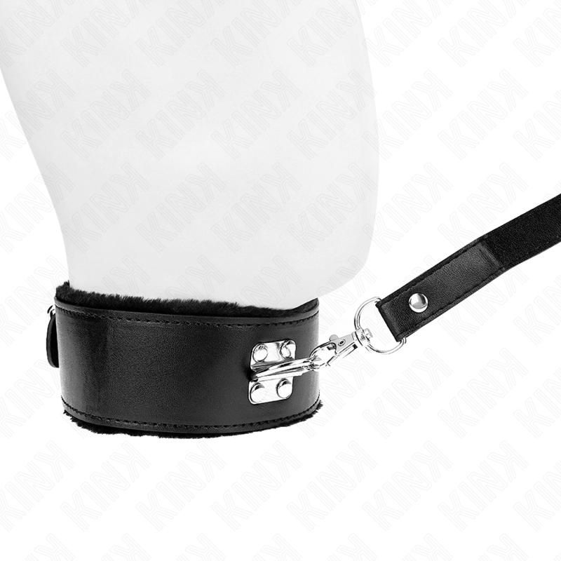 Collier et laisse de domination à clous argentés — KINK COLLAR & GAG
