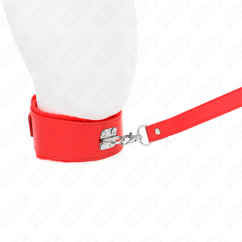 Collare di sottomissione rosso con borchie argentate e guinzaglio — KINK COLLAR & GAG