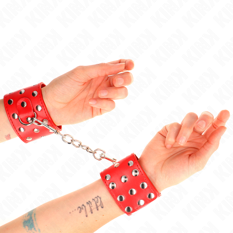 Poignets de retenue ajustables fermeture pression rouge riveté — KINK WRIST RESTRAINT