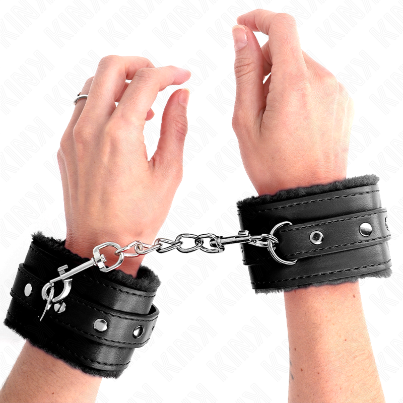 Appui-poignets en fourrure premium noirs avec ceinture réglable — KINK WRIST RESTRAINT