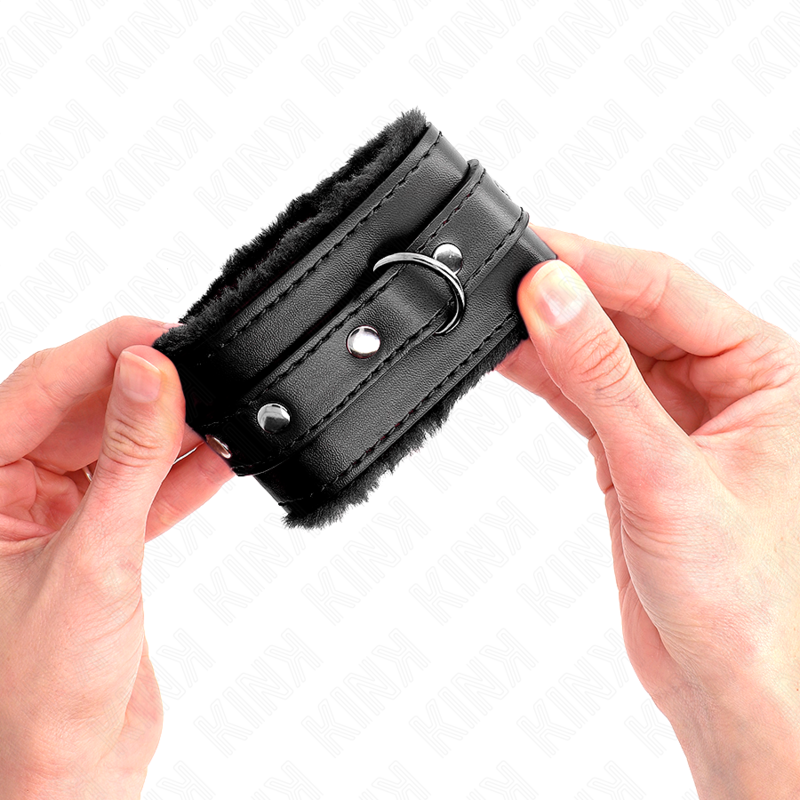 Supporti polso in pelliccia premium nera con cinghia regolabile — KINK WRIST RESTRAINT