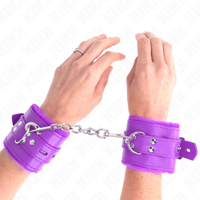 Appui-poignets doublés de fourrure violet avec ceinture réglable — KINK WRIST RESTRAINT