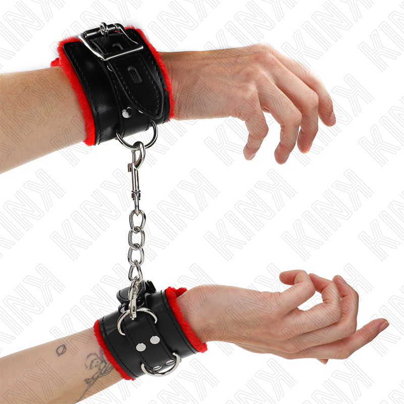 Appui-poignets doubles en fourrure avec trous carrés et ceinture réglable rouge et noire — KINK