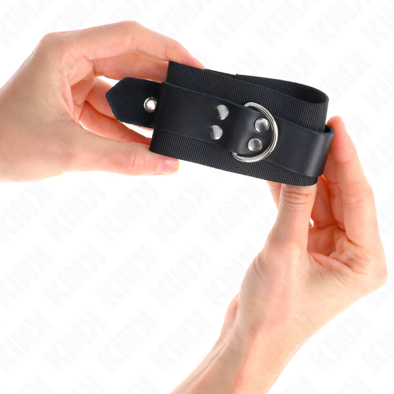 Verstellbare Handgelenkstützen aus Nylon und Leder — KINK WRIST RESTRAINT