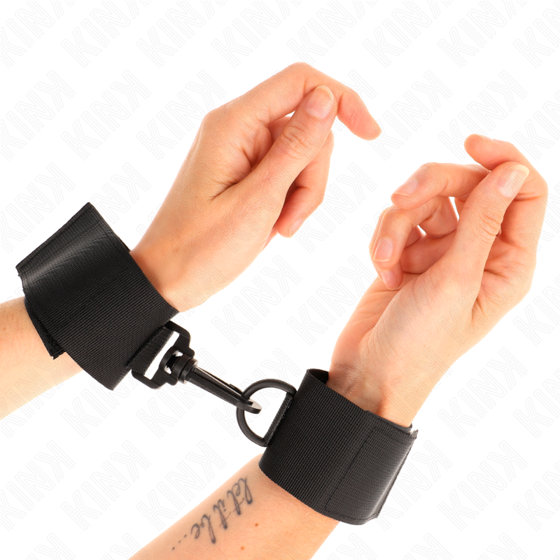 Poignets en nylon noir pour contention — KINK WRIST RESTRAINT