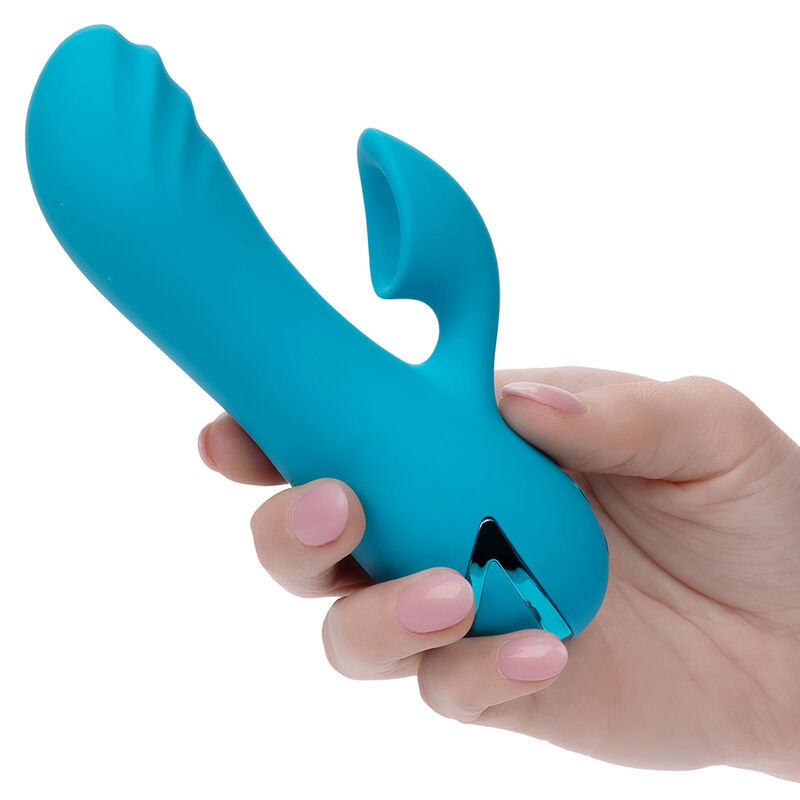 Stimulateur double vibrant avec aspiration clitoridienne — CALEXOTICS