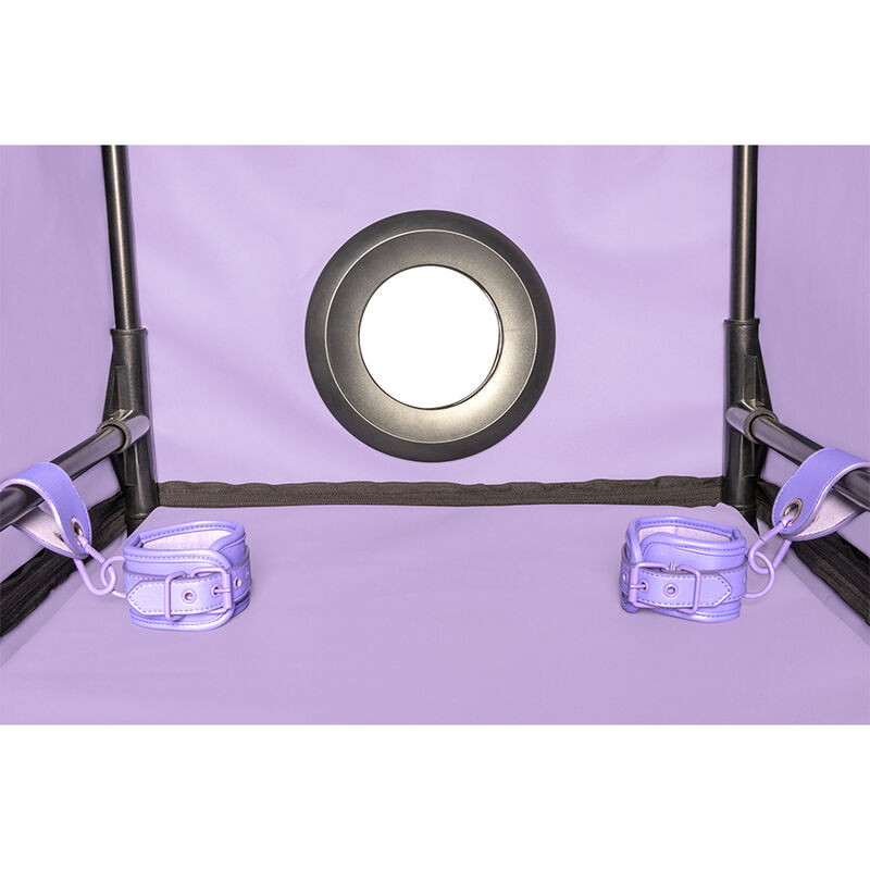 Cabine bukkake violette — SECRET DOME