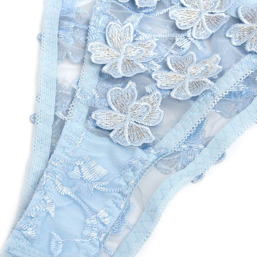 Ensemble soutien-gorge et culotte brodés fleurs bleu ciel — SUBBLIME SETS