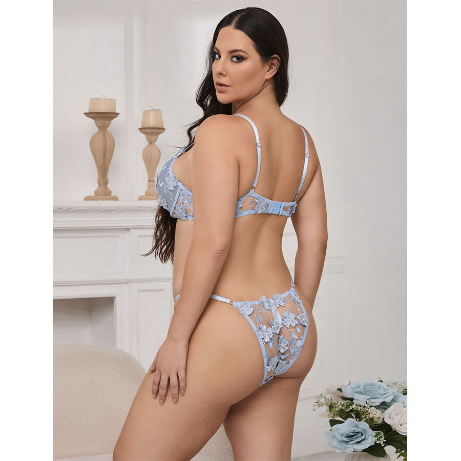 Ensemble soutien-gorge et culotte brodés de fleurs bleu ciel — SUBBLIME SETS