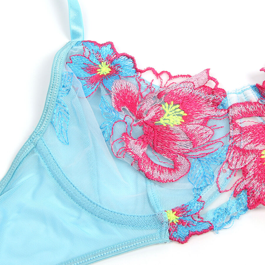 Ensemble soutien-gorge et porte-jarretelles brodé fleurs rose — SUBBLIME SETS